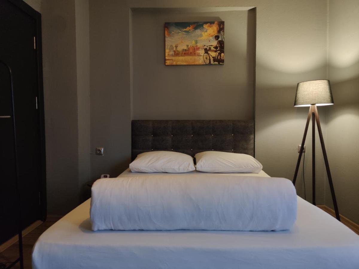 Aden Room Esquiceir Exterior foto